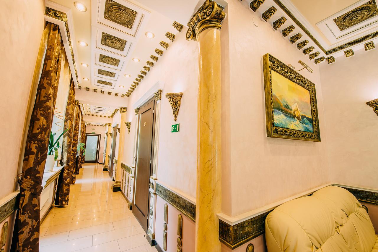 Urartu Hotel Kharkiv Exterior photo